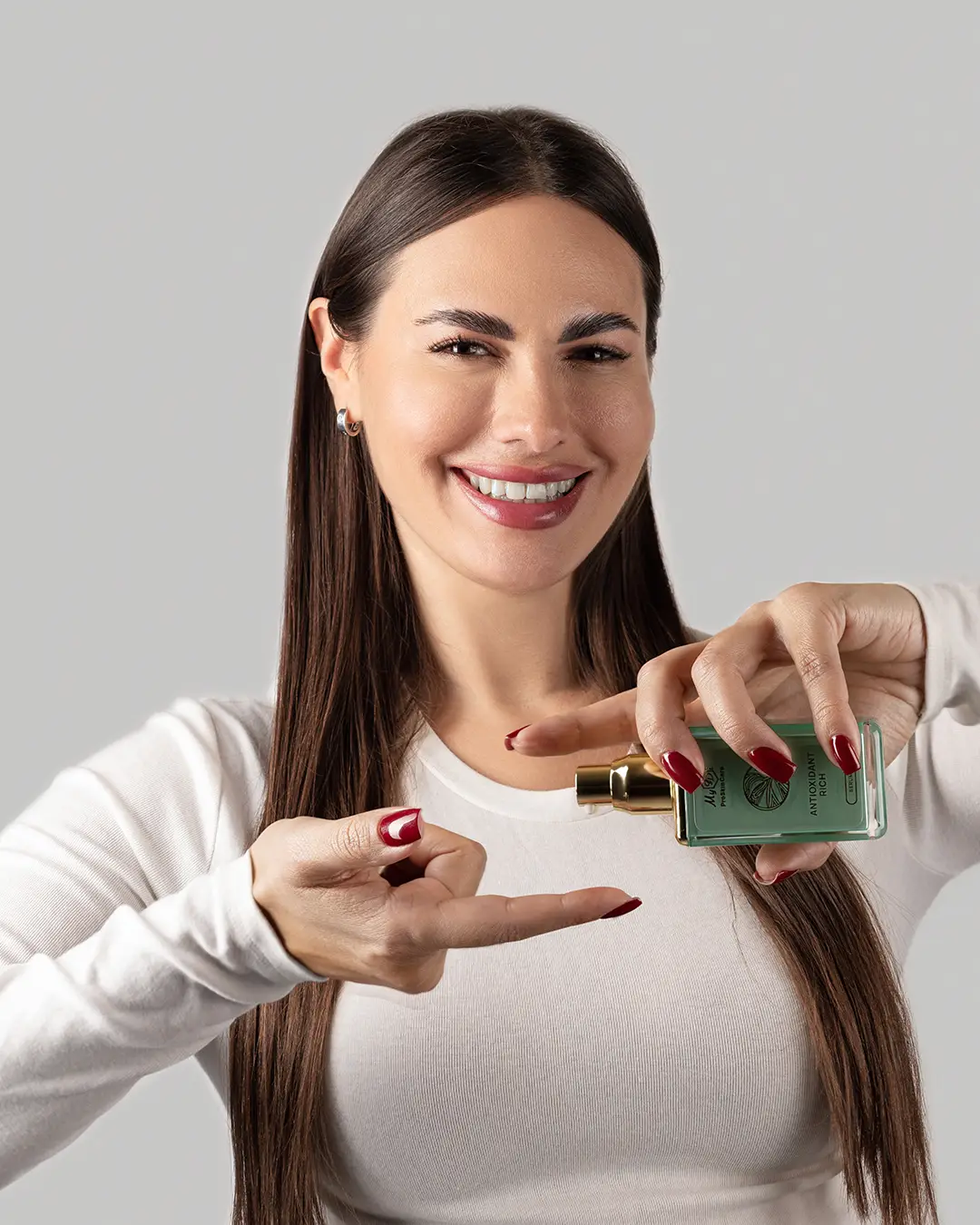 Сироватка-антиоксидант з 4 видами вітаміну С та феруловою кислотою для сяйва та освітлення MyIDi ANTIOXIDANT RICH serum, 30 мл - фото №5