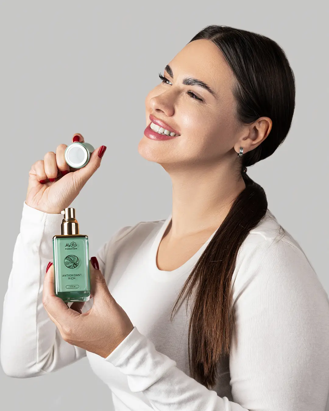 Сироватка-антиоксидант з 4 видами вітаміну С та феруловою кислотою для сяйва та освітлення MyIDi ANTIOXIDANT RICH serum, 30 мл - фото №6