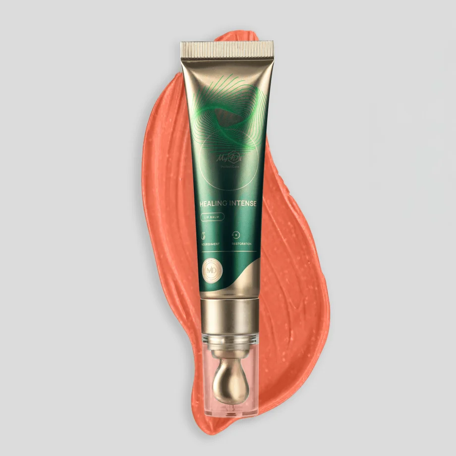 Інтенсивний загоювальний бальзам для губ із 7 маслами та церамідами HEALING INTENSE lip balm, 15 мл