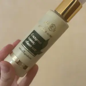 Photo from a customer review of Ензимний медовий очищувач Enzyme honey cleanser, 100 мл