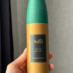Photo from a customer review of Бальзам універсальний для сухого, тонкого та нормального волосся ENERGY CONDITIONER RICE RESIST, 250 мл