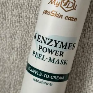 Photo from a customer review of Пілінг для обличчя 6 enzymes power peel-mask, 50 мл