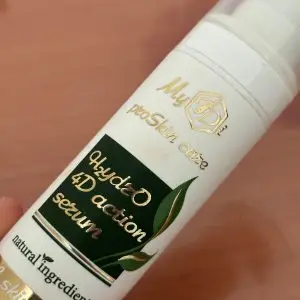 Photo from a customer review of Зволожуюча сироватка для обличчя H2ydrO 4D action serum, 30 мл